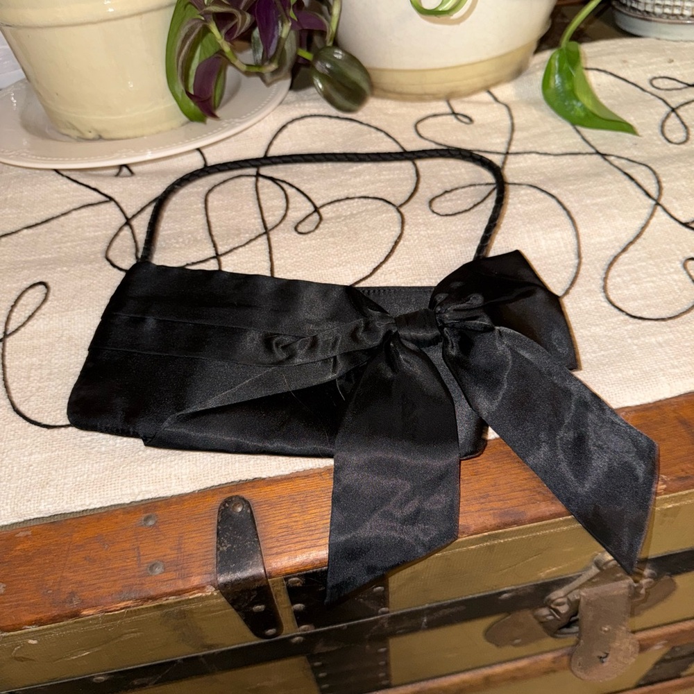 Elegant Black Satin Bow Clutch